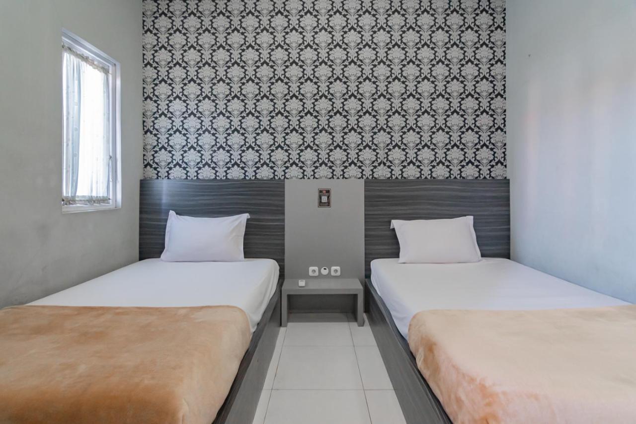 Hotel Markoni Pamanukan Mitra Reddoorz Pamanukan Hilir Esterno foto