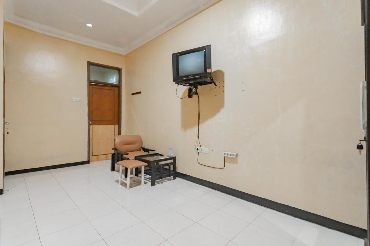 Hotel Markoni Pamanukan Mitra Reddoorz Pamanukan Hilir Esterno foto