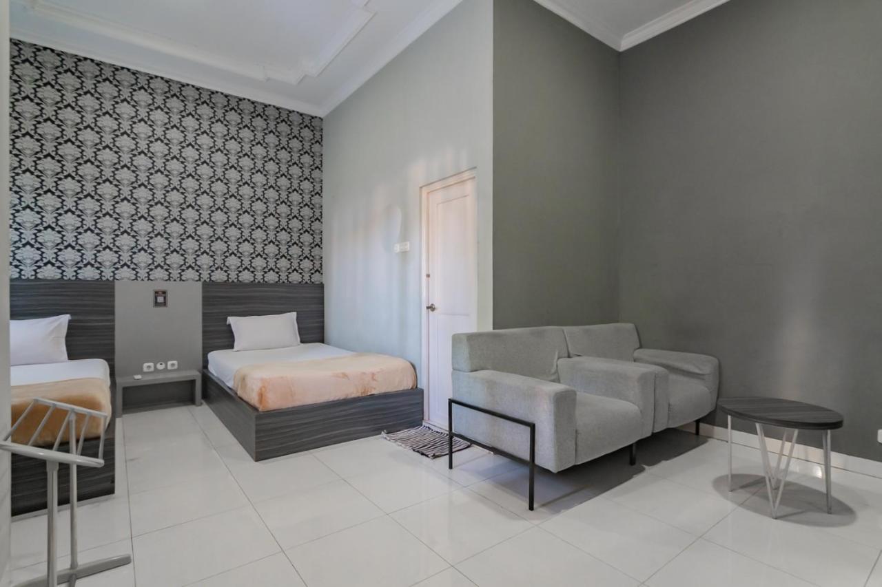 Hotel Markoni Pamanukan Mitra Reddoorz Pamanukan Hilir Esterno foto